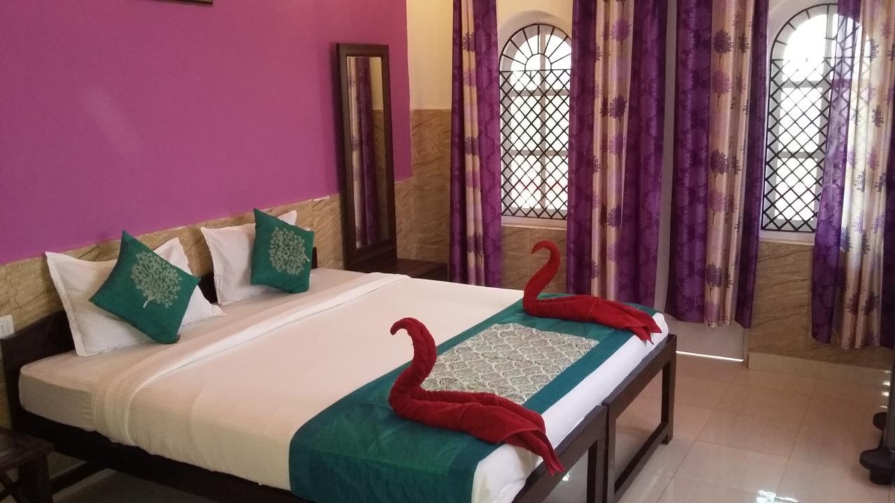 Oceans 7 Inn Calangute Exterior foto